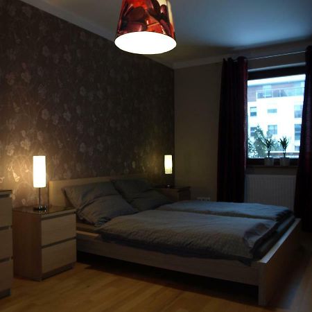 Apartament Przy Parku Breslavia Esterno foto