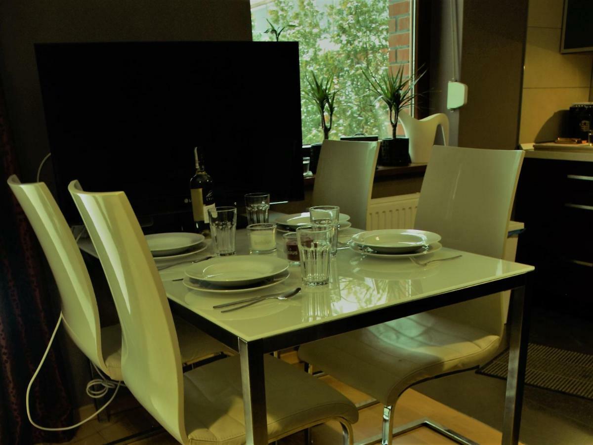 Apartament Przy Parku Breslavia Esterno foto