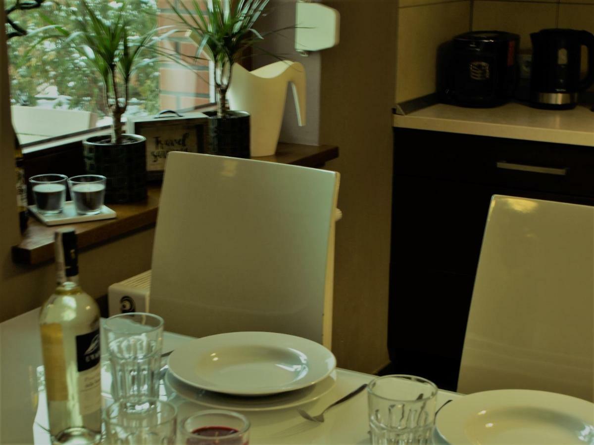 Apartament Przy Parku Breslavia Esterno foto